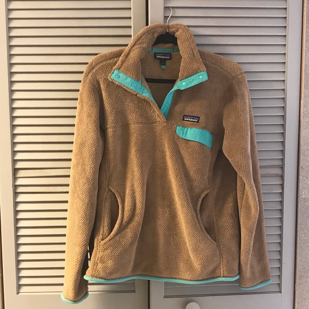 Women’s Patagonia snap T Pullover for sale.